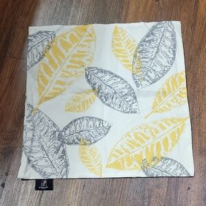 Phantoscope Yellow and Gray Leaf Print Pillow Cover